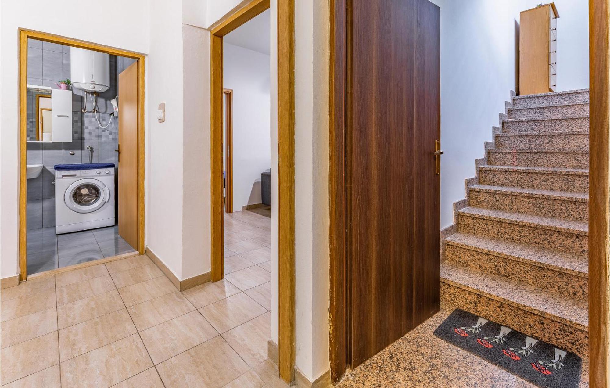 Amazing Apartment In Pula With Kitchen Eksteriør bilde